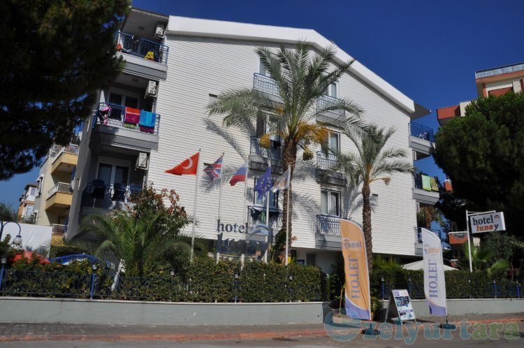 Antalya Konyaaltı Lunay Erkek Öğrenci Oteli